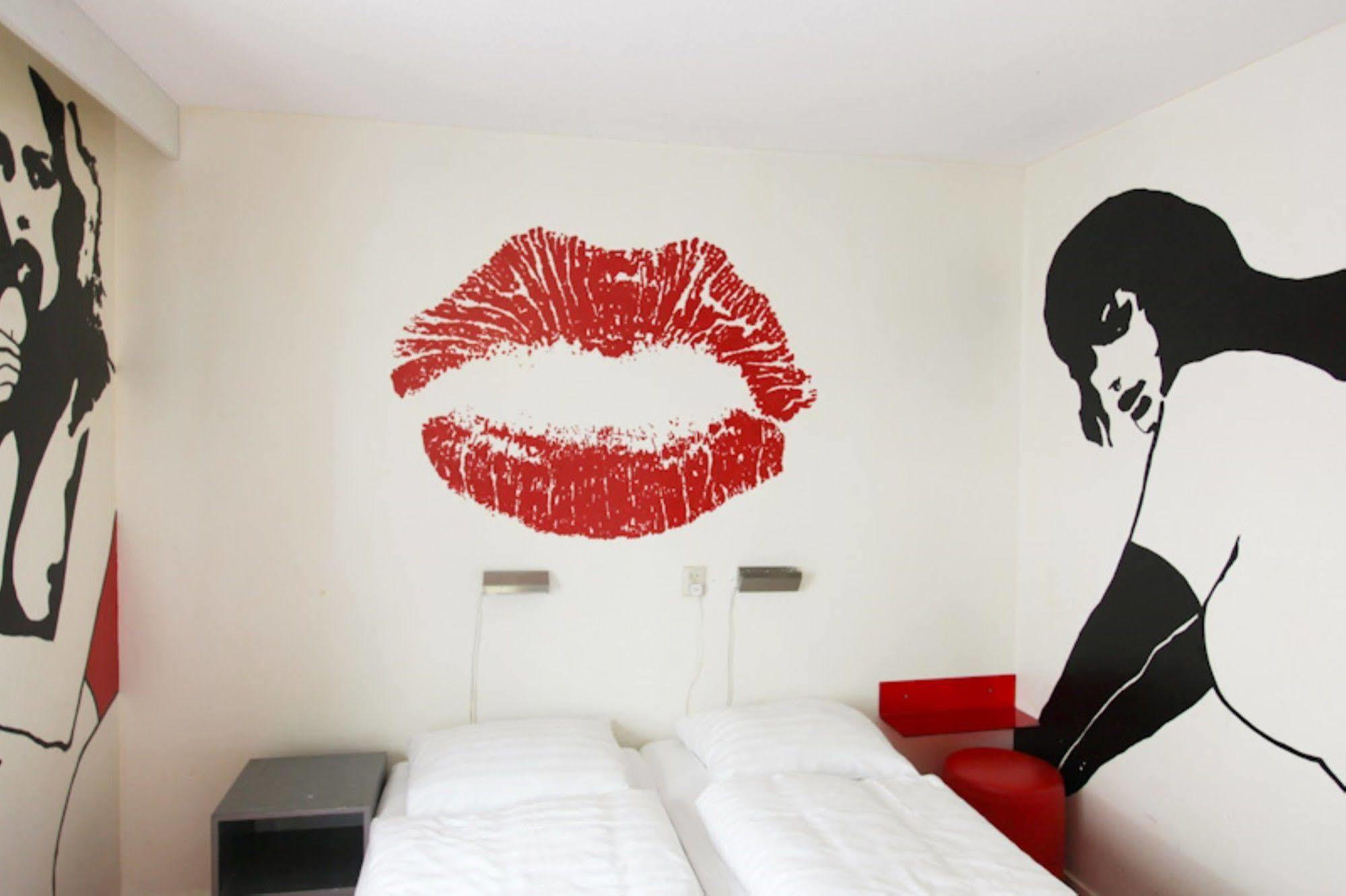 St Christopher'S Inn Amsterdam - The Winston Hostel Amsterdam